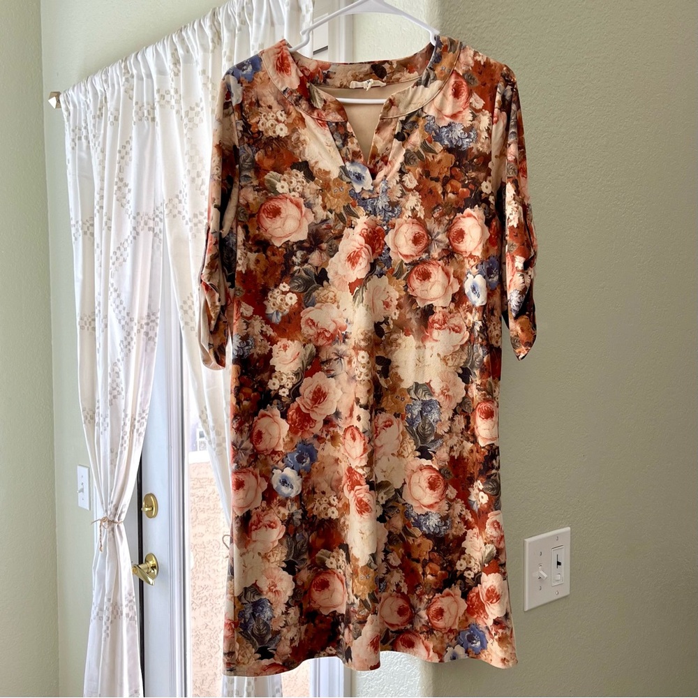 Suade Floral Dress, Sz M